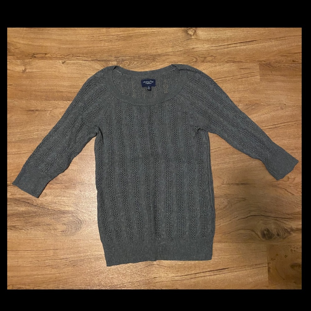 American Eagle Women’s Sweater